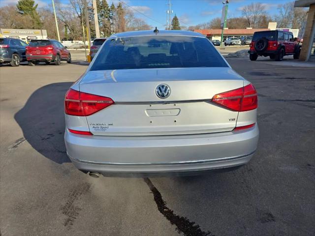 2016 Volkswagen Passat 1.8T SE
