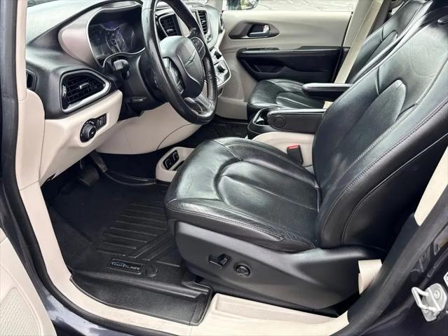 2020 Chrysler Pacifica Touring L