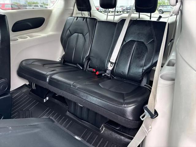 2020 Chrysler Pacifica Touring L