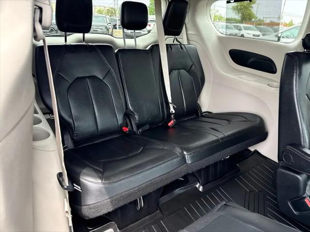 2020 Chrysler Pacifica Touring L