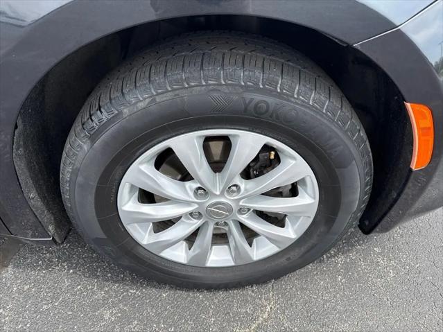 2020 Chrysler Pacifica Touring L
