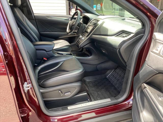 2019 Lincoln MKC Standard