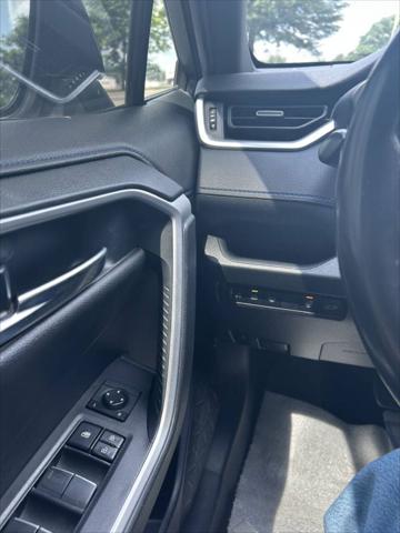 2019 Toyota RAV4 Hybrid XSE