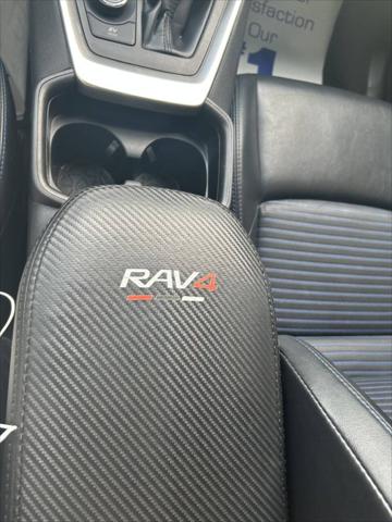 2019 Toyota RAV4 Hybrid XSE
