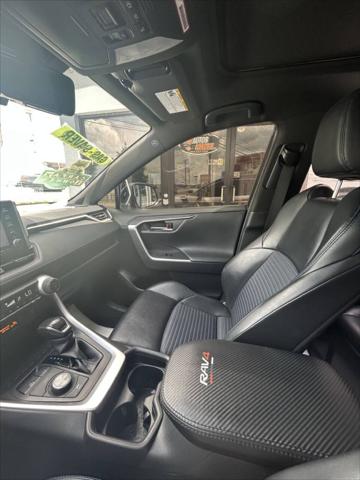 2019 Toyota RAV4 Hybrid XSE