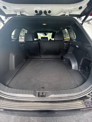 2019 Toyota RAV4 Hybrid XSE