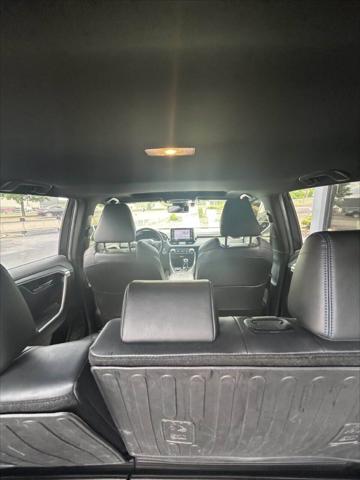 2019 Toyota RAV4 Hybrid XSE