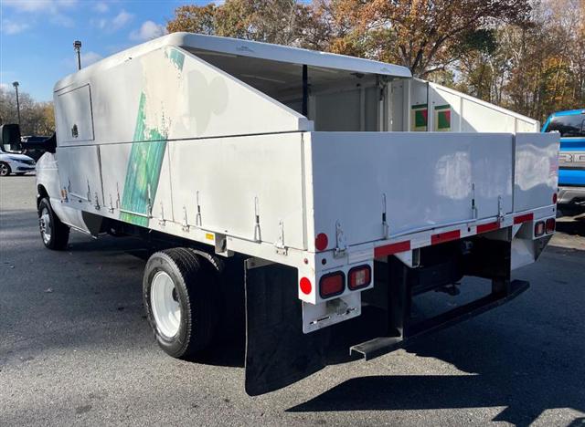 2012 Ford E-450 Cutaway Unknown