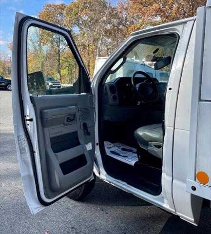 2012 Ford E-450 Cutaway Unknown