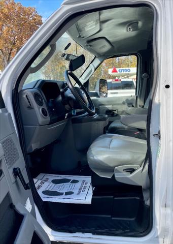 2012 Ford E-450 Cutaway Unknown