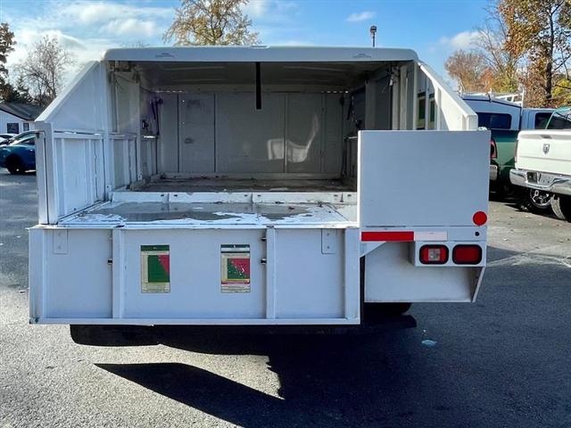 2012 Ford E-450 Cutaway Unknown