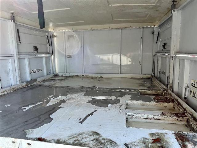 2012 Ford E-450 Cutaway Unknown