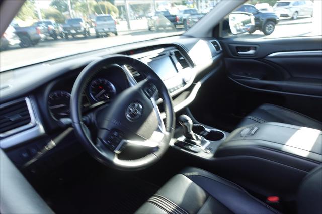 2018 Toyota Highlander SE
