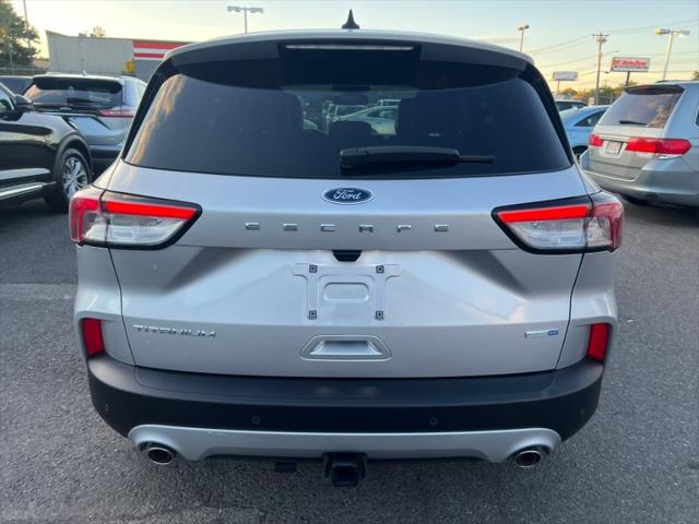 2020 Ford Escape Titanium