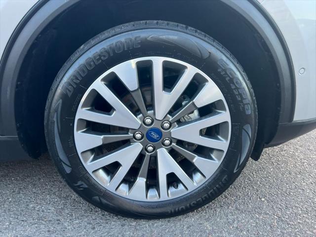 2020 Ford Escape Titanium