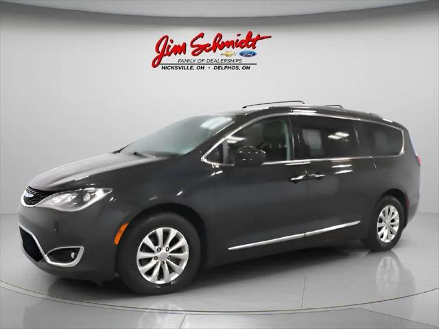 2018 Chrysler Pacifica Touring L for sale in Hicksville, OH