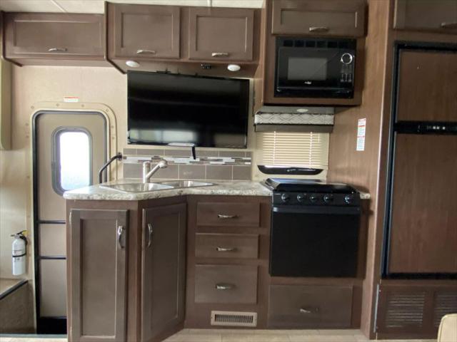 2019 Ford F-53 A27