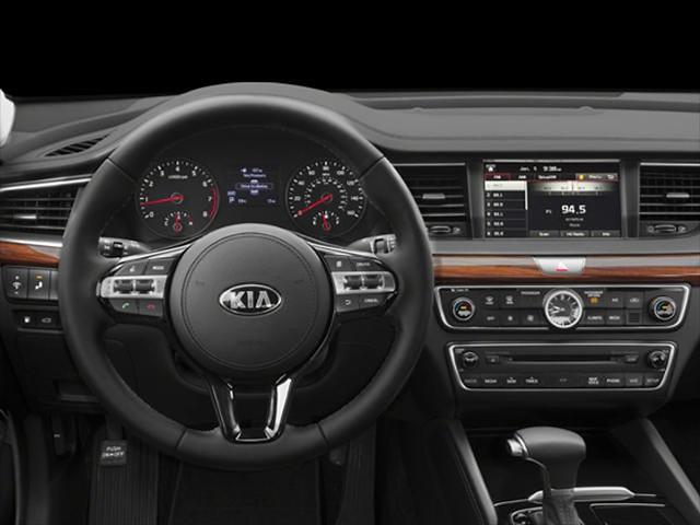 2018 Kia Cadenza Premium