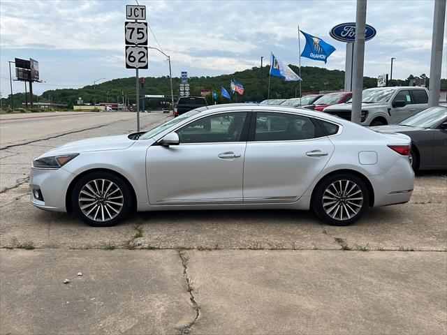 2018 Kia Cadenza Premium