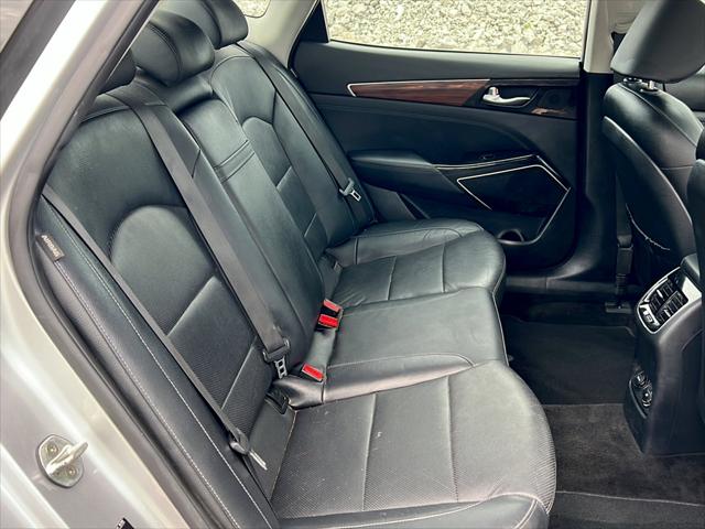 2018 Kia Cadenza Premium