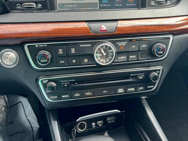 2018 Kia Cadenza Premium