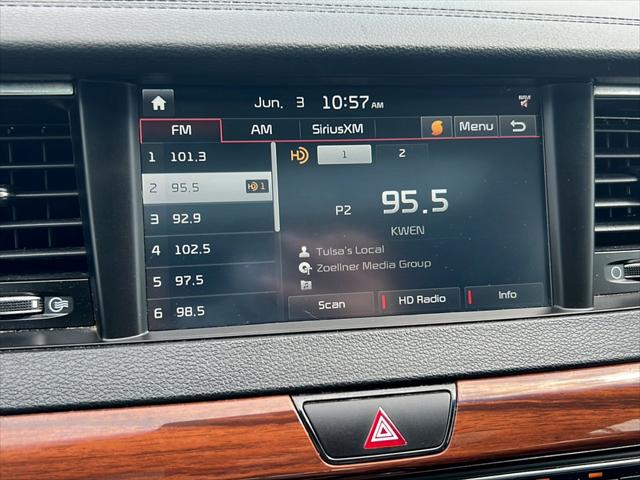 2018 Kia Cadenza Premium