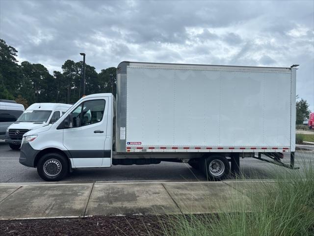 2021 Freightliner Sprinter Standard Roof V6
