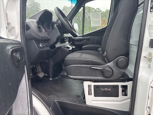 2021 Freightliner Sprinter Standard Roof V6
