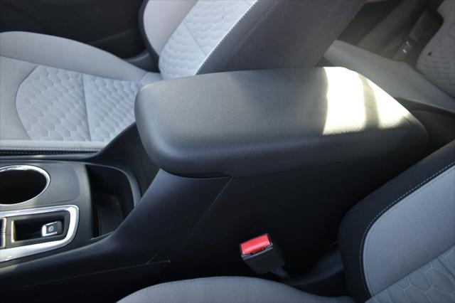 2018 Chevrolet Equinox LS Sport Utility 4D
