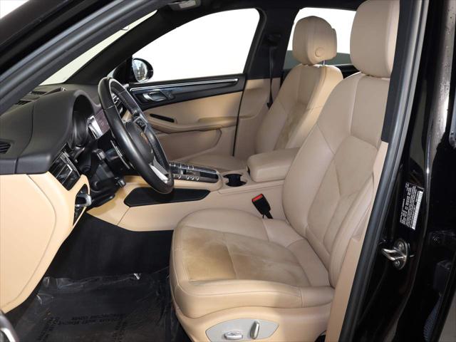 2021 Porsche Macan AWD