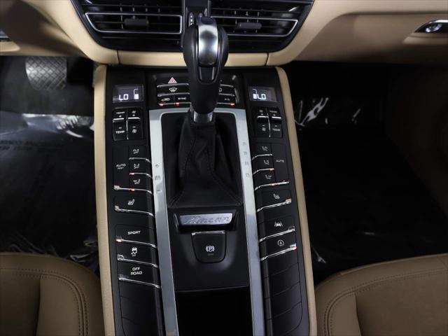 2021 Porsche Macan AWD