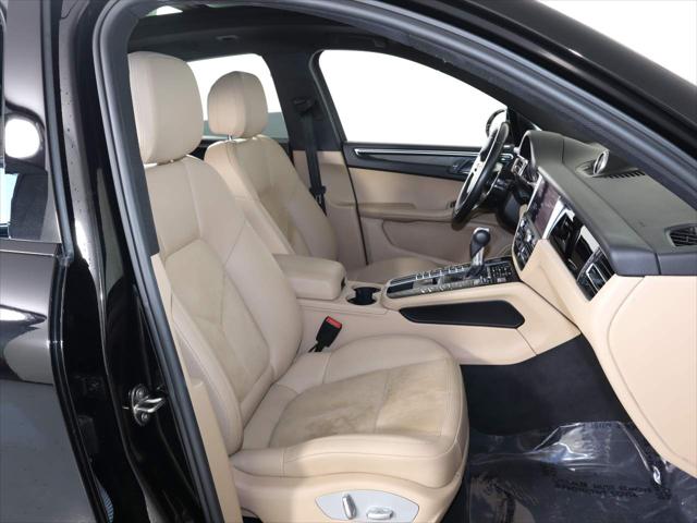 2021 Porsche Macan AWD