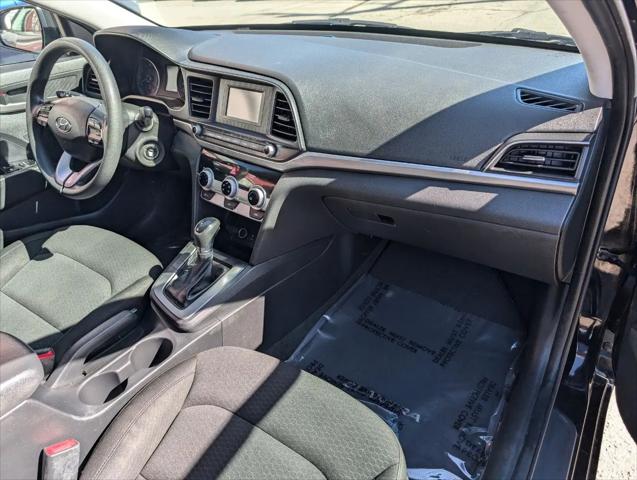 2019 Hyundai Elantra SE