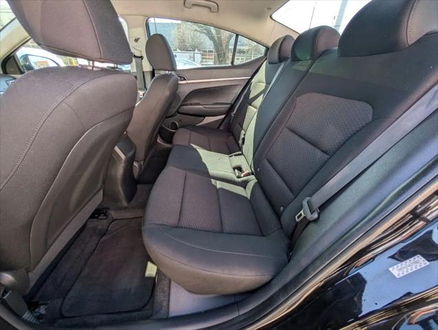 2019 Hyundai Elantra SE