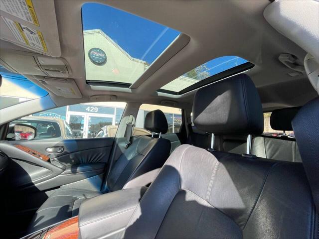 2010 Nissan Murano LE