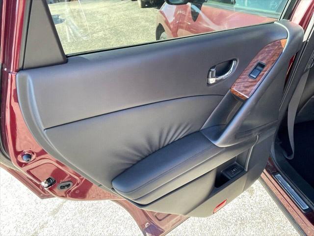 2010 Nissan Murano LE
