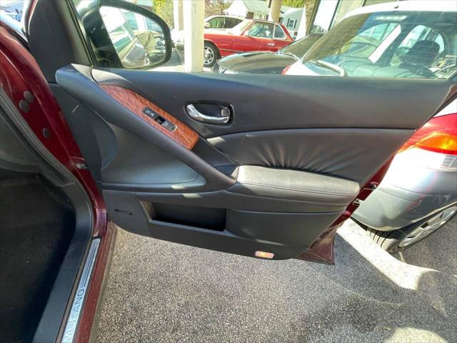 2010 Nissan Murano LE