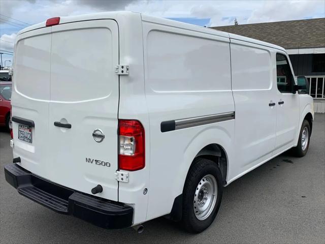 2016 Nissan 1500 S V6