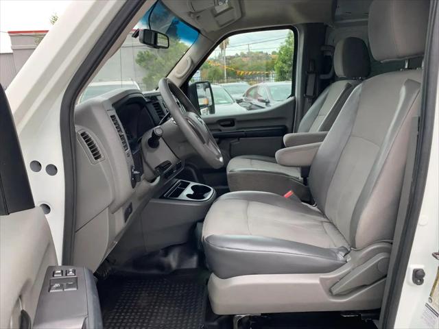 2016 Nissan 1500 S V6