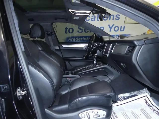 2018 Porsche Macan Turbo