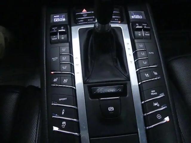 2018 Porsche Macan Turbo