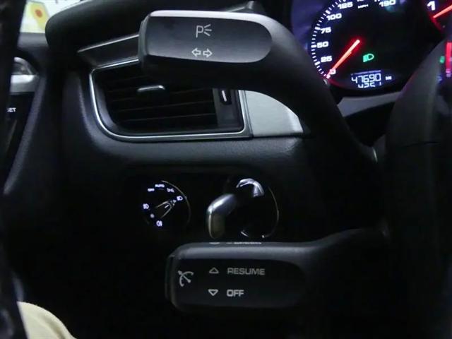 2018 Porsche Macan Turbo