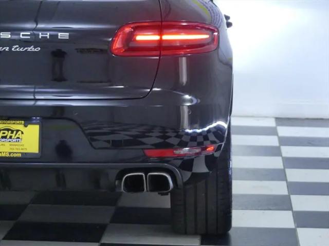 2018 Porsche Macan Turbo