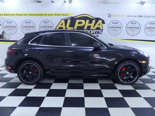 2018 Porsche Macan Turbo