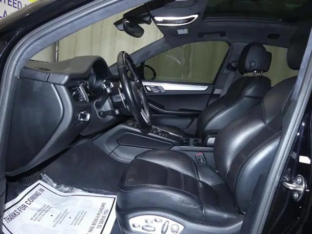 2018 Porsche Macan Turbo