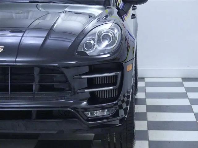 2018 Porsche Macan Turbo