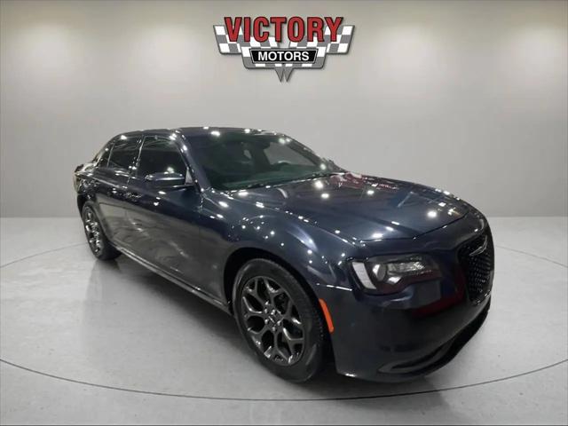 2018 Chrysler 300 S for sale in Chesterfield, MI