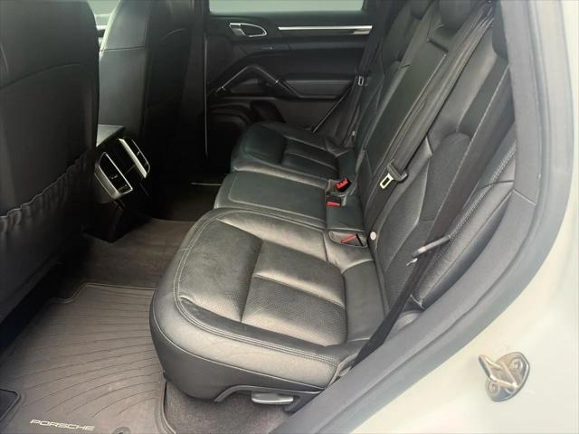2016 Porsche Cayenne AWD 4dr