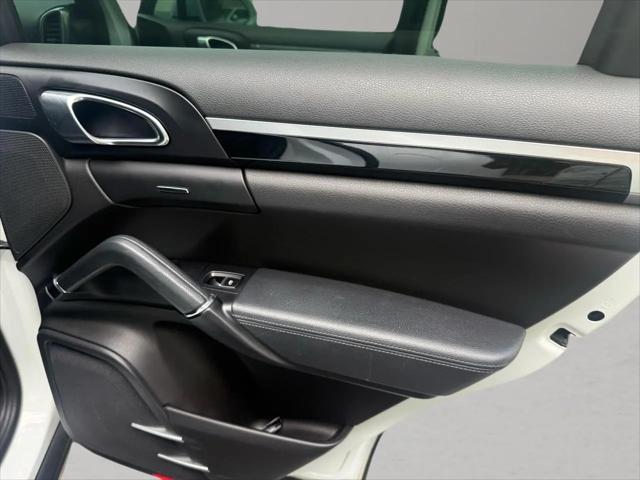 2016 Porsche Cayenne AWD 4dr