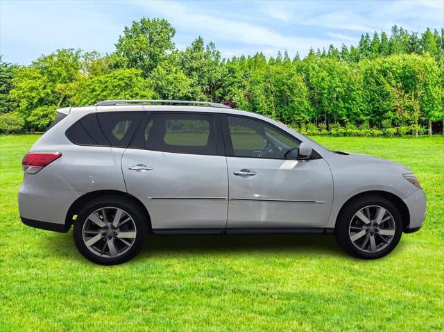 2015 Nissan Pathfinder SV for sale in Marysville, WA